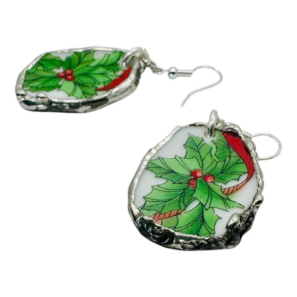 Artisan Holly Earrings Wicks N Sticks Broken China Bezels with 925 Silver Hooks - Picture 8 of 14
